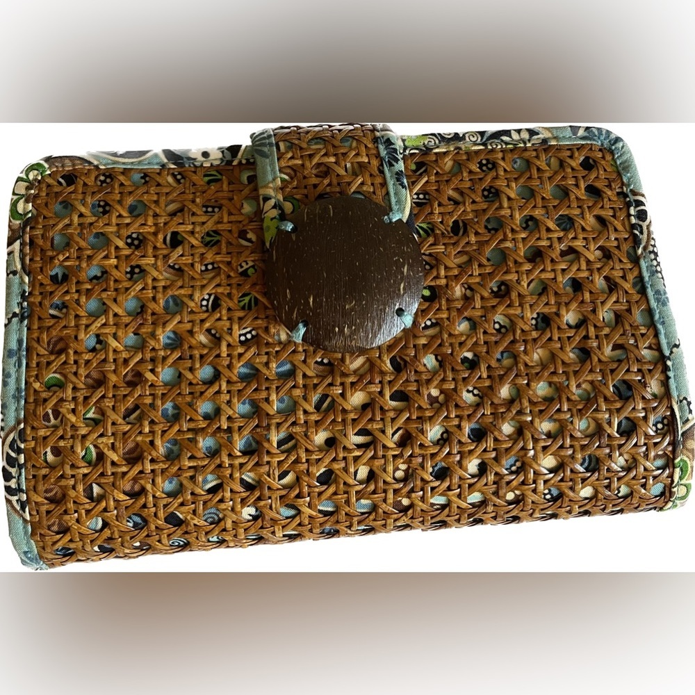 💄 Verá Bradley tiki Bali blue clutch EUC - Picture 2 of 4
